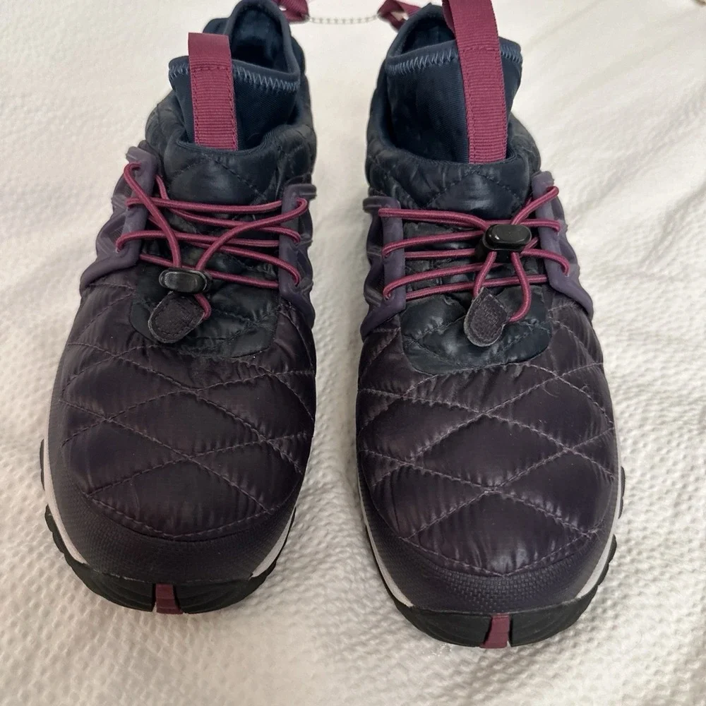 The North face Thermal hx Hiking Shoe Women's 9.5 Purple Pink
